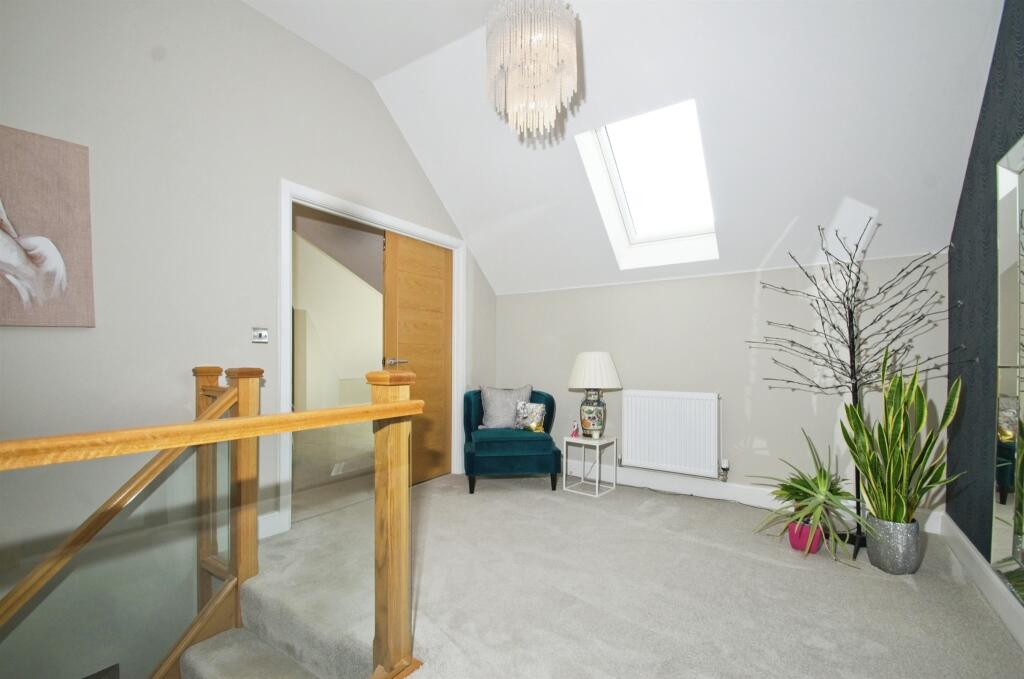 Additional property image - Craig Yr Eos Avenue, Ogmore-By-Sea, Vale Of Glamorgan