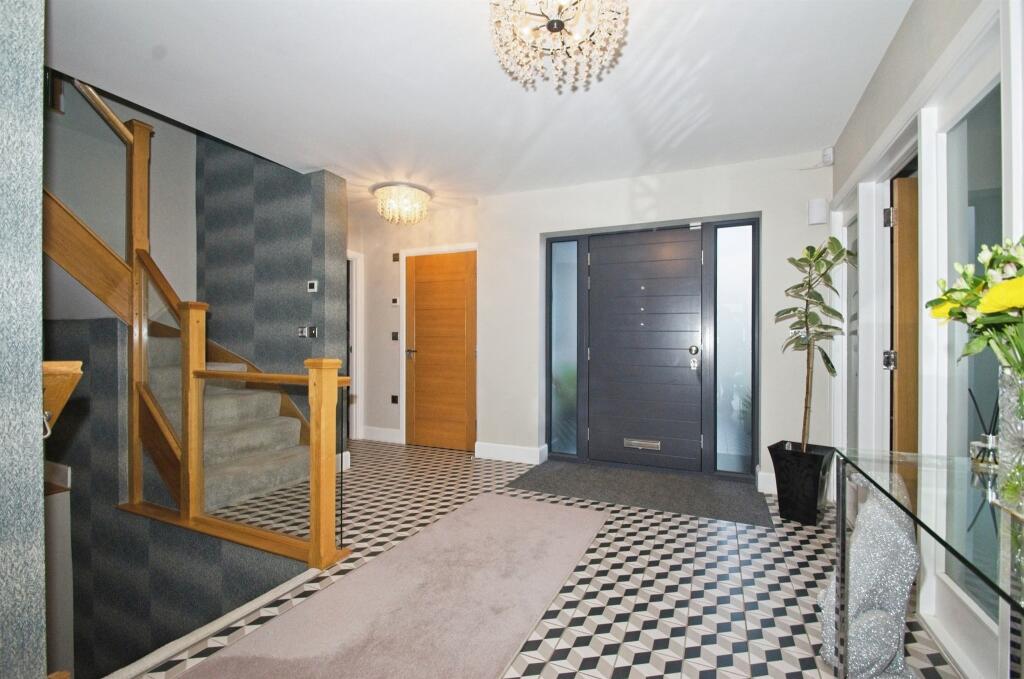 Additional property image - Craig Yr Eos Avenue, Ogmore-By-Sea, Vale Of Glamorgan