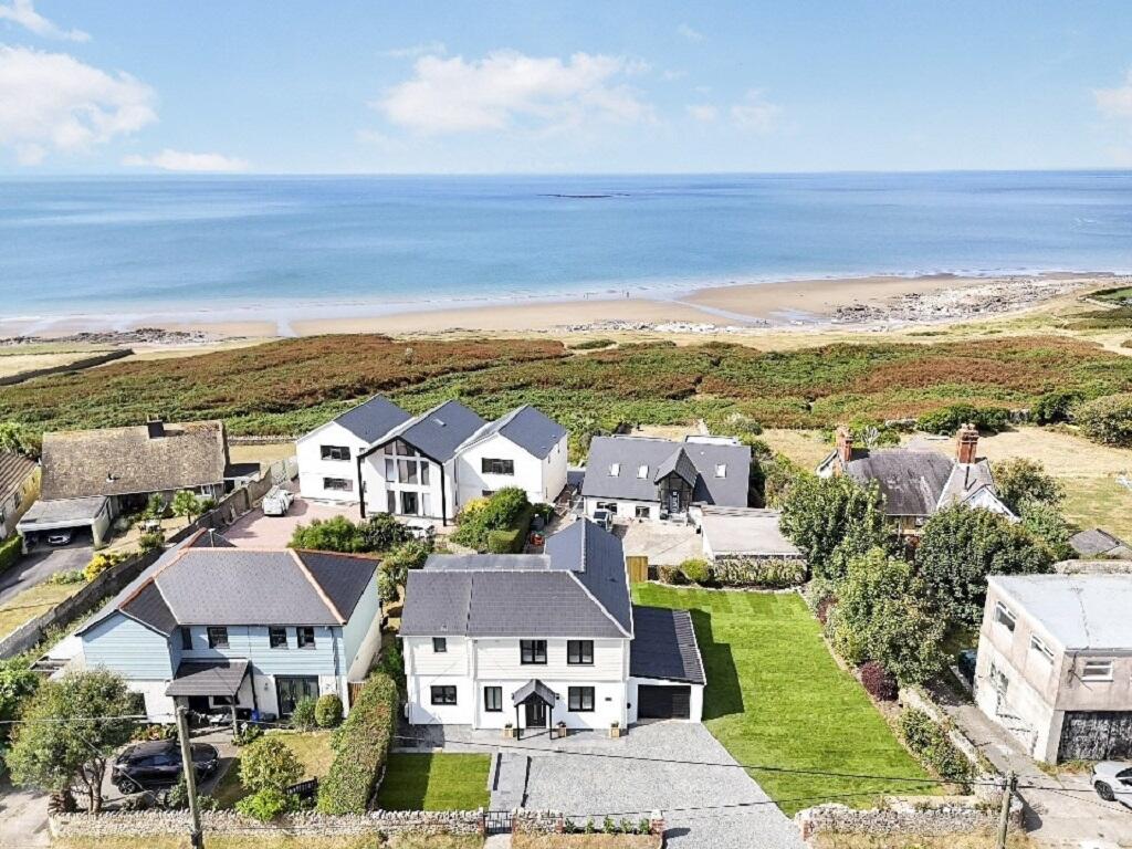 Main image of property: Slon Lane, Ogmore-By-Sea, Vale Of Glamorgan
