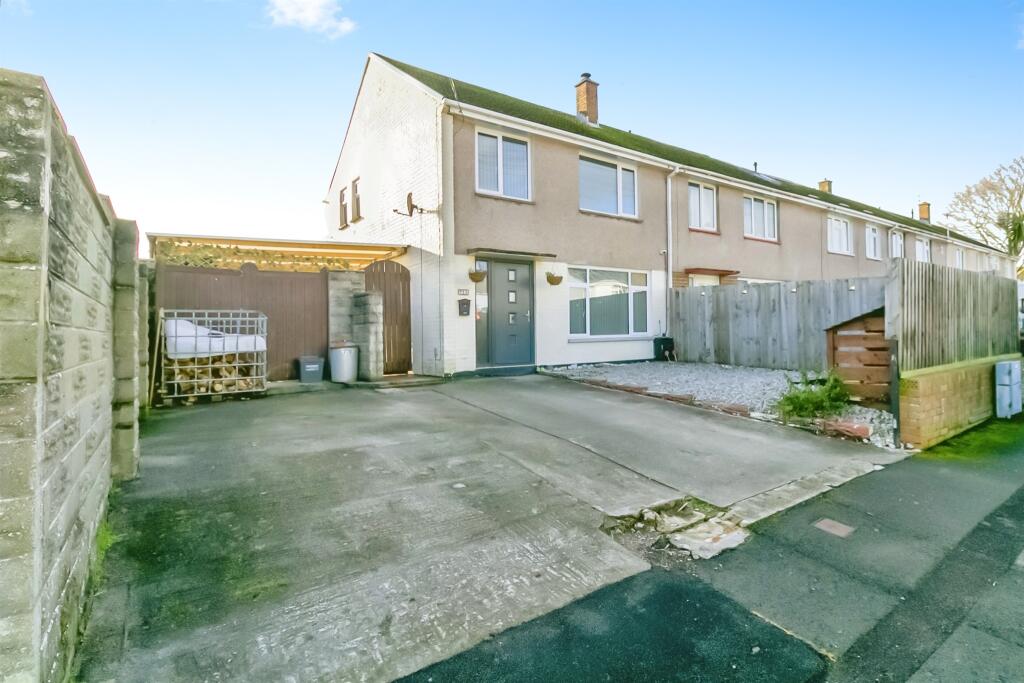 Main image of property: Pantycelyn Place, St. Athan, Barry