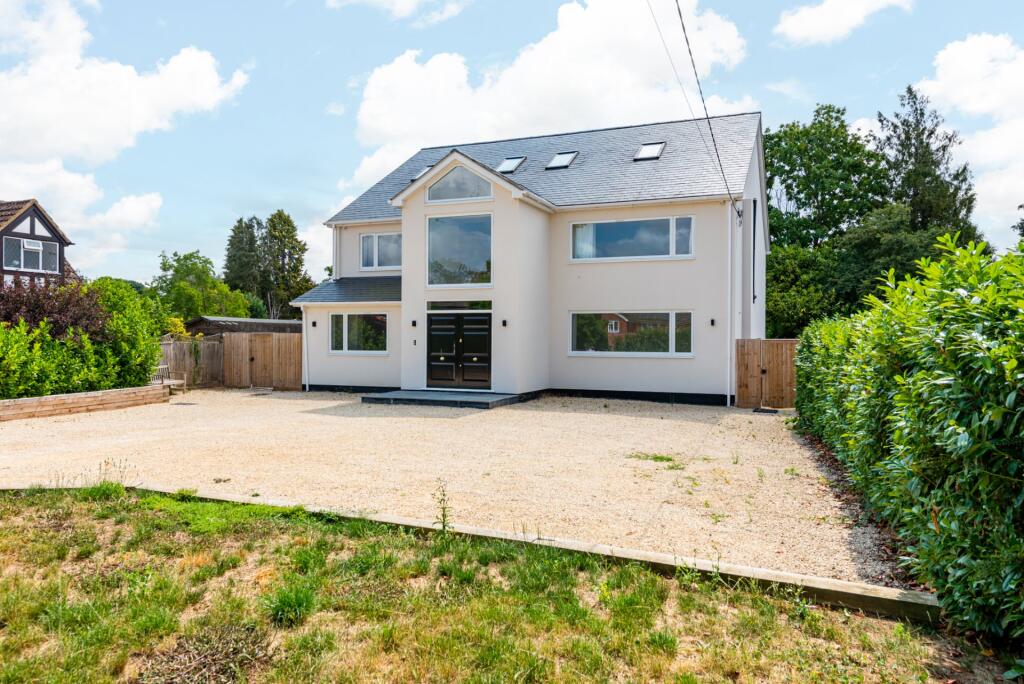 Main image of property: New Road, Aston Clinton, Aylesbury, Buckinghamshire, HP22