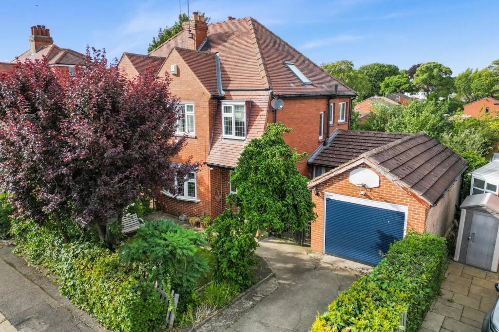 Main image of property: Roman Drive, Roundhay, Leeds