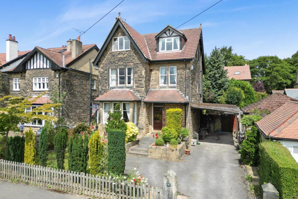 Main image of property: Avenue Victoria, Roundhay, Leeds, LS8 1JE