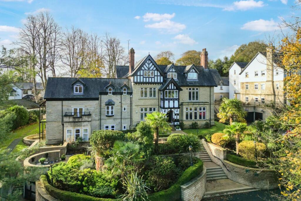 Main image of property: Park Mont, Park Avenue, Roundhay, Leeds