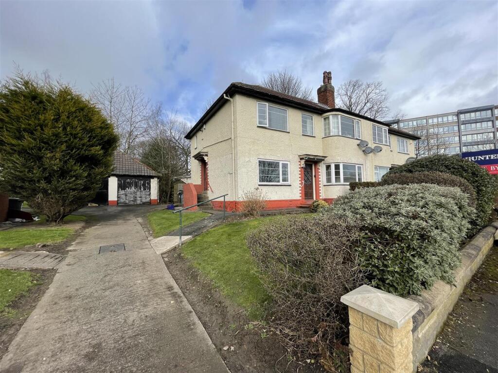 Main image of property: Sandringham Drive, Leeds, West Yorkshire, LS17 8DA