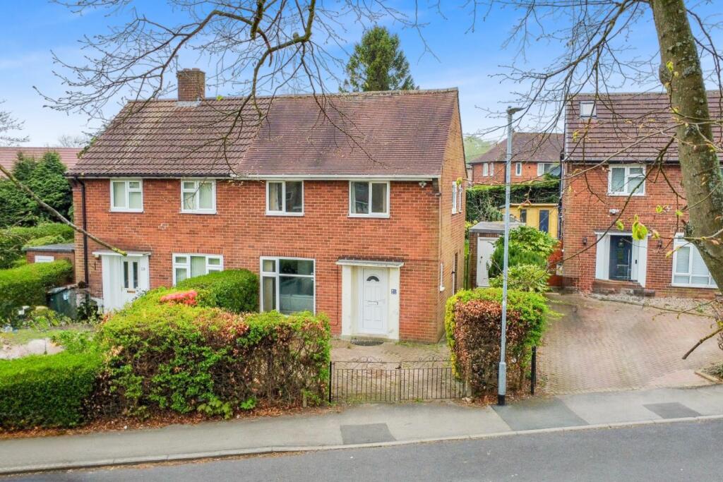 Main image of property: Sandringham Green, Leeds