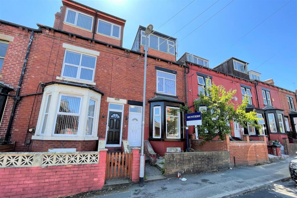 Main image of property: Stratford Street, Leeds, West Yorkshire, LS11 6JG