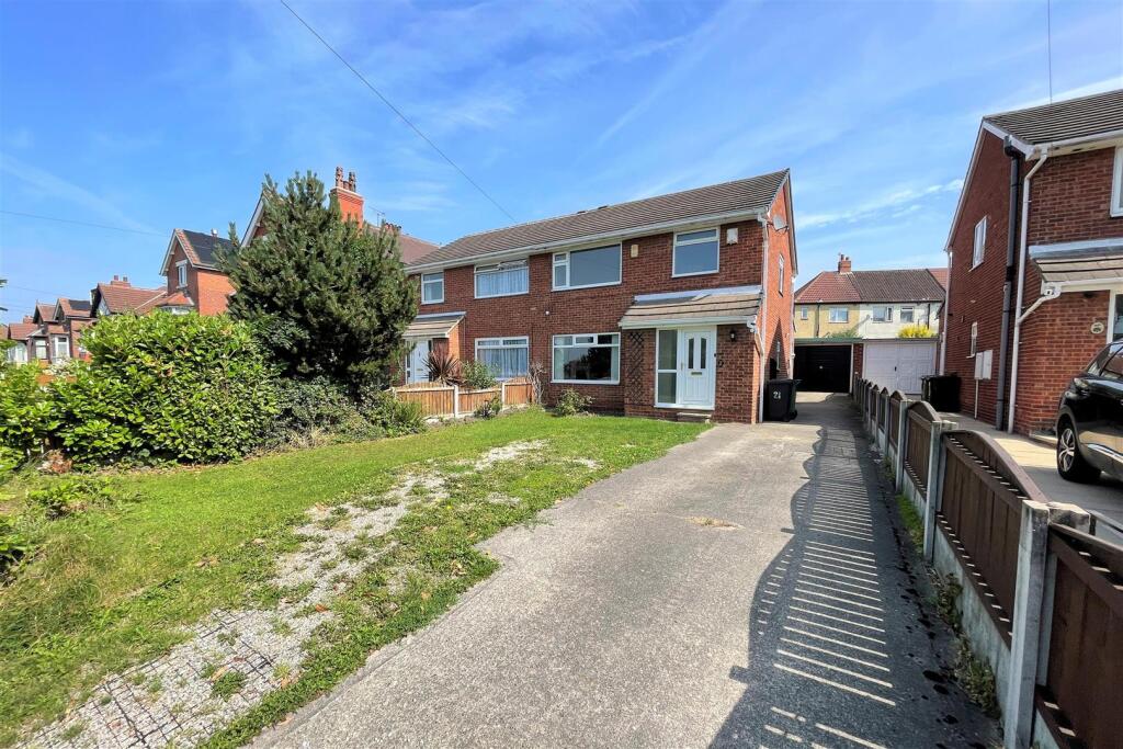 Main image of property: Pinfold Lane, Leeds, West Yorkshire, LS15 7SX