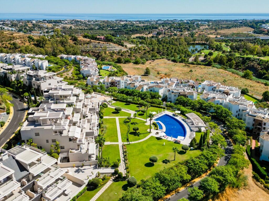 Main image of property: BenahavÃs, Málaga, Andalusia