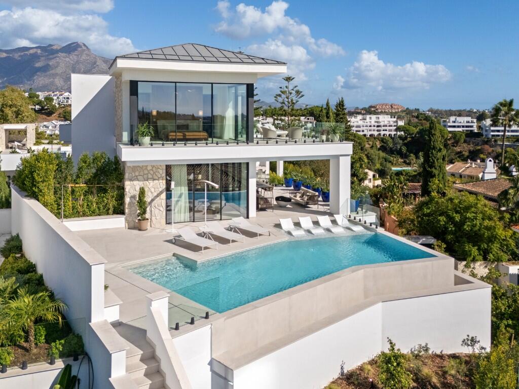 Main image of property: Benahavís, Málaga, Andalusia