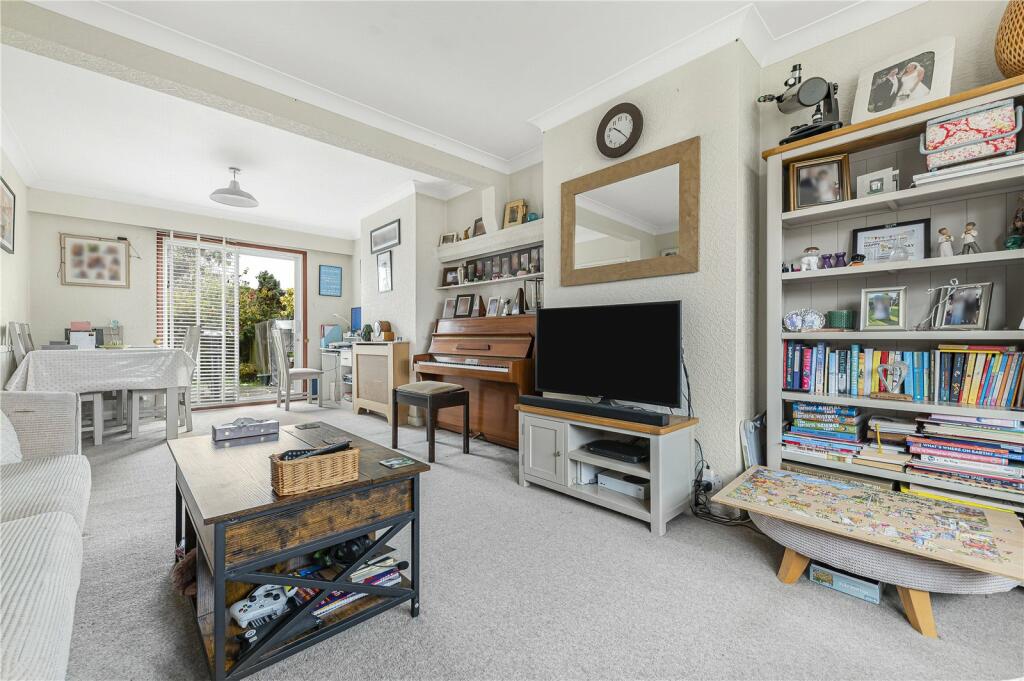Additional property image - Chesham Avenue, Petts Wood, Orpington, BR5