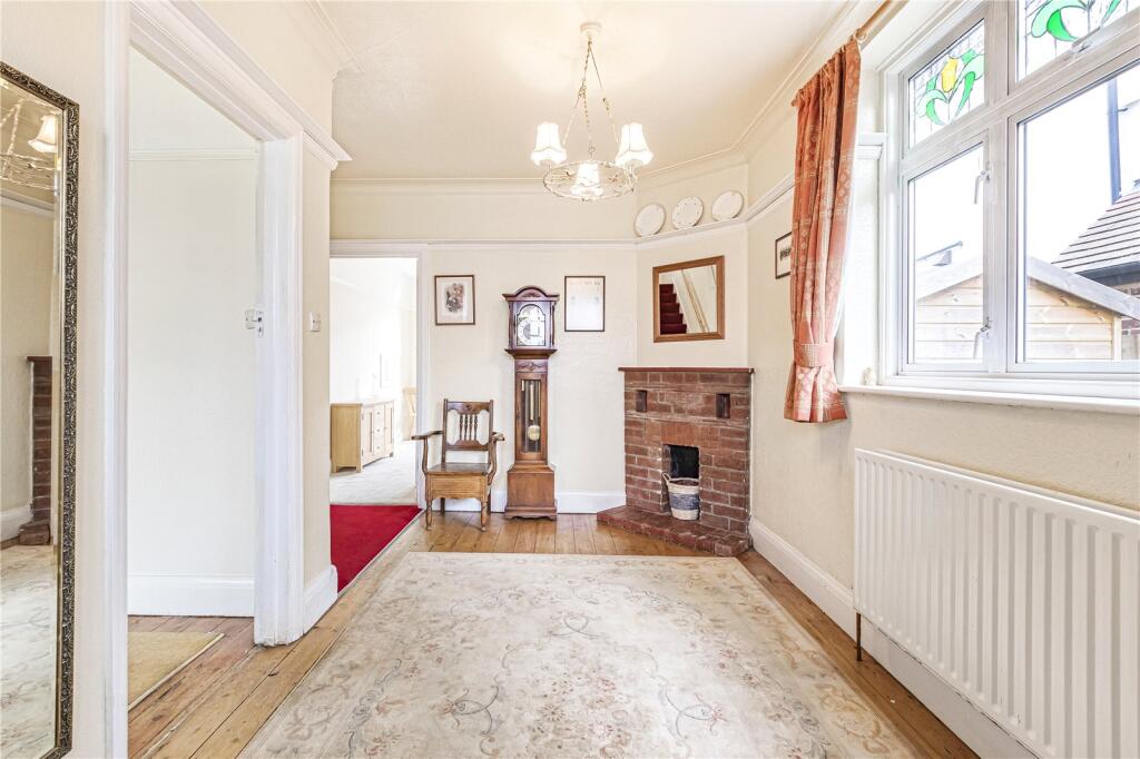Additional property image - Sutherland Avenue, Petts Wood, Orpington, Kent, BR5