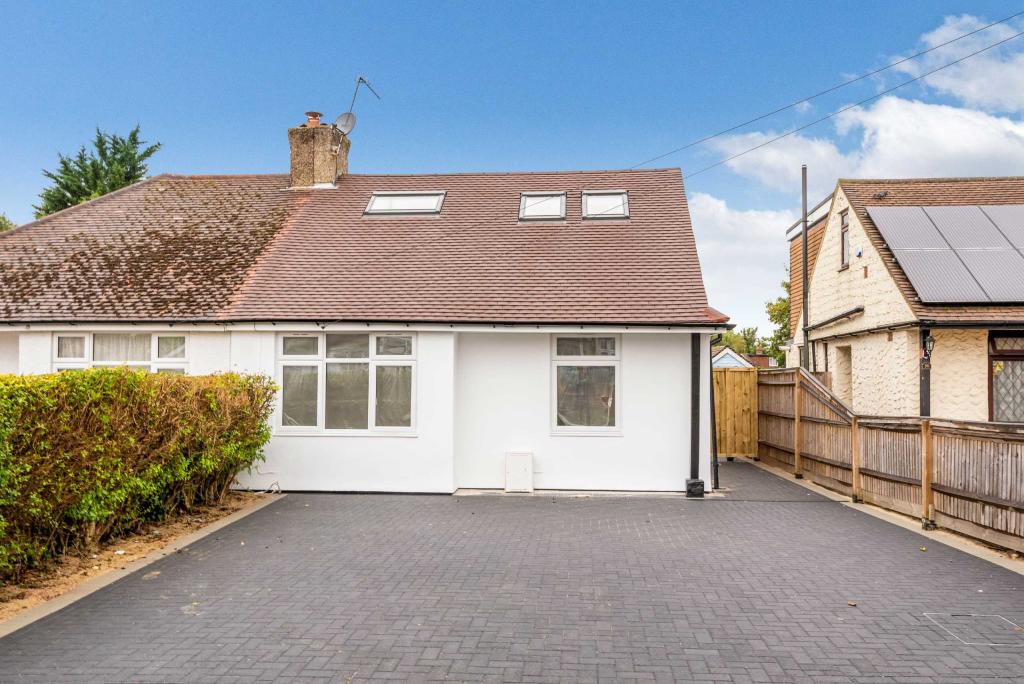 4 bedroom semidetached house for sale in Kynaston Road, Orpington