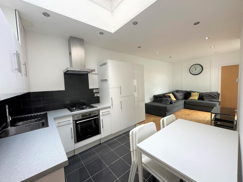 Main image of property: Hornsey Road, Finsbury Park, N19