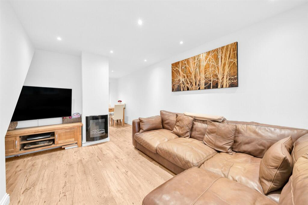 Additional property image - Coptefield Drive, Belvedere, Kent, DA17