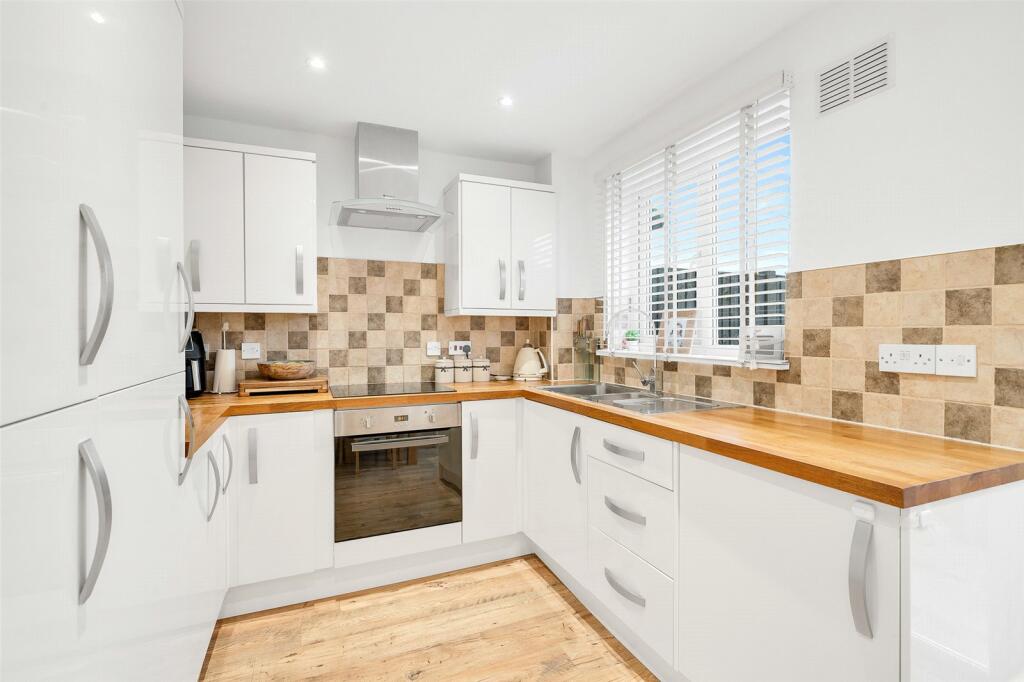 Additional property image - Coptefield Drive, Belvedere, Kent, DA17
