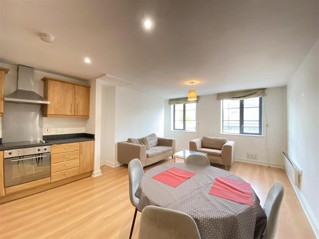 Main image of property: Southern Street, Manchester