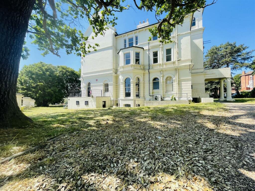 29 bedroom detached house for sale in Dane Road, St. LeonardsOnSea, TN38