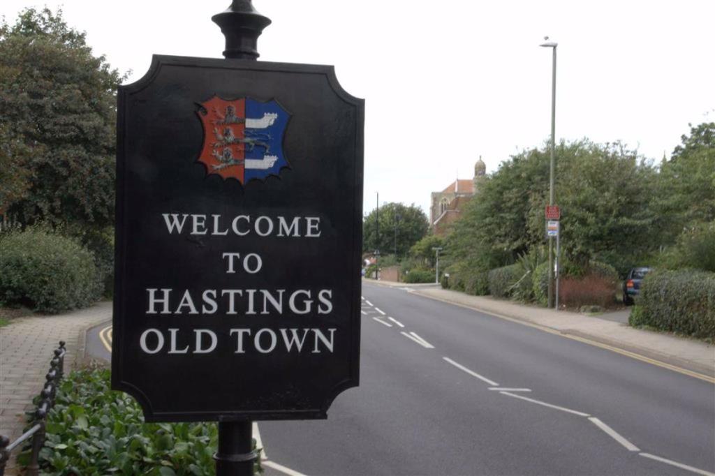 4 bedroom terraced house for sale in The Bourne, Hastings, TN34