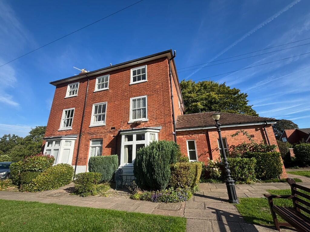 Main image of property: Royal Albert Close, Worcester, Worcestershire, WR5