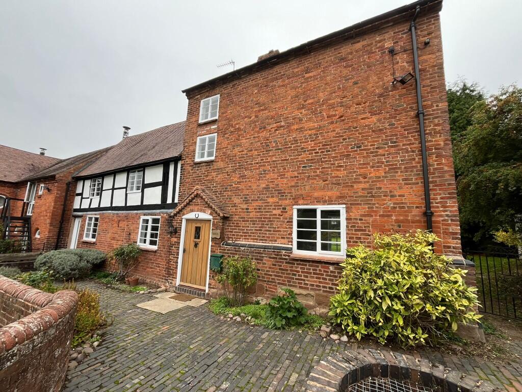 Main image of property: Moorfield Farm, Waystone Lane, Belbroughton DY9OBG