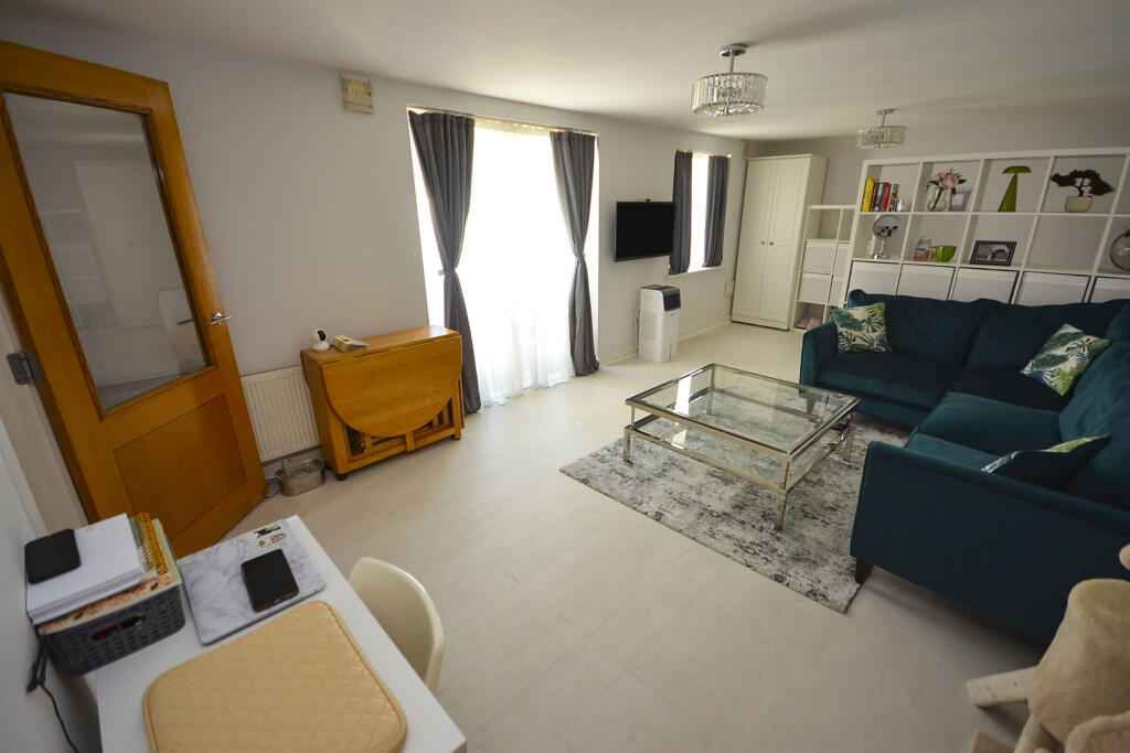 Additional property image - Fairfield Road, Braintree