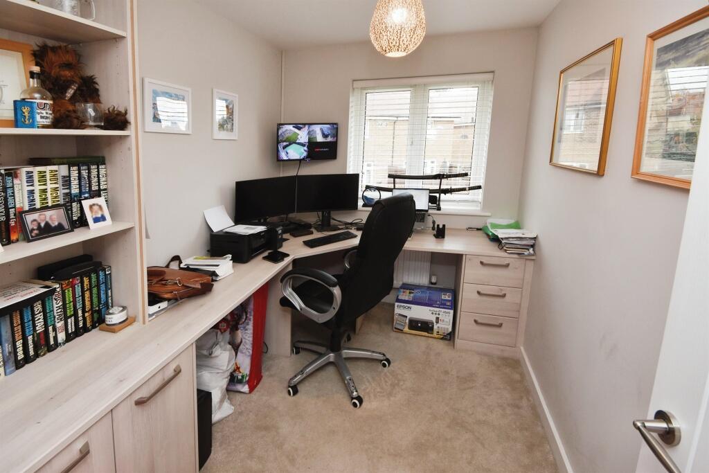 Additional property image - Crab Apple Drive, Black Notley, Braintree