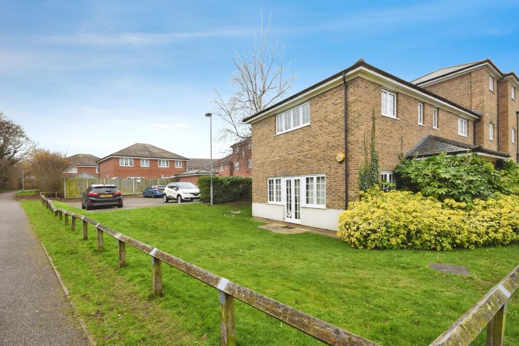 Additional property image - Porters Field, Braintree