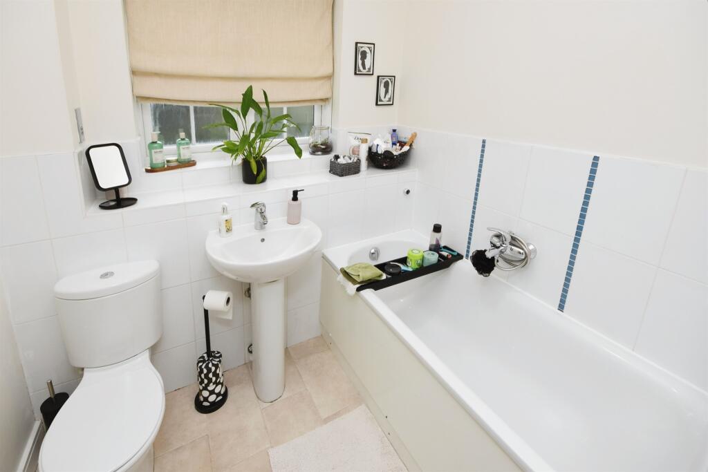 Additional property image - Porters Field, Braintree