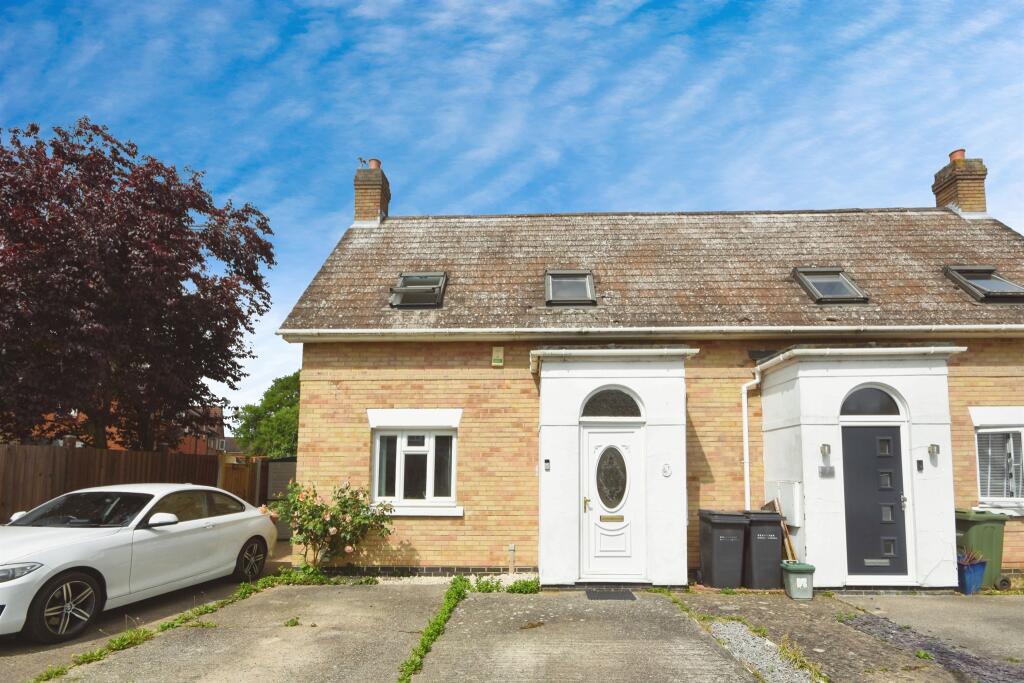 Main image of property: Middle King, Braintree