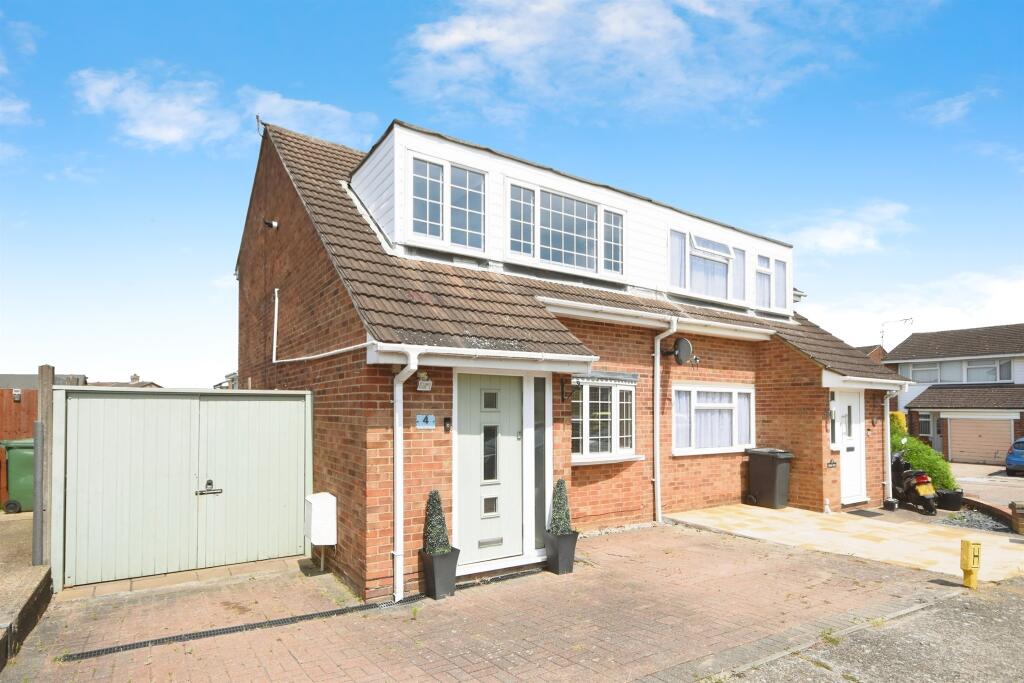 Main image of property: Boscawen Gardens, Braintree