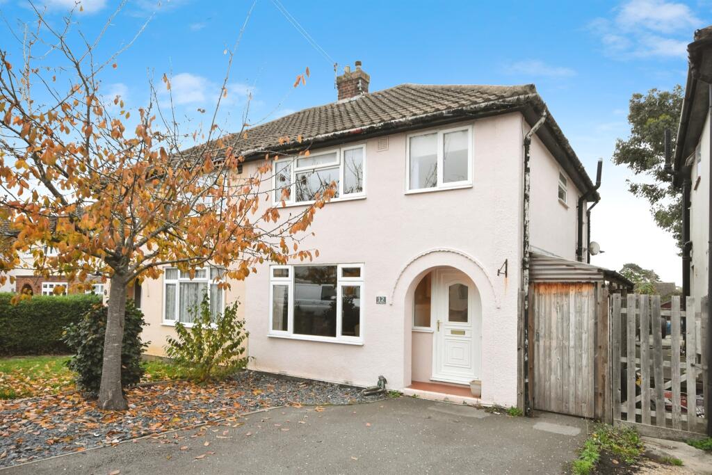 Main image of property: The Ridgeway, Braintree