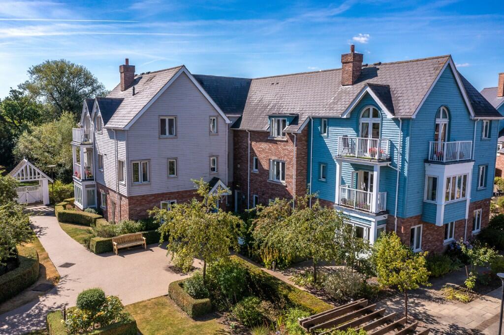 1 bedroom retirement property for sale in Assisted Living Suite 6