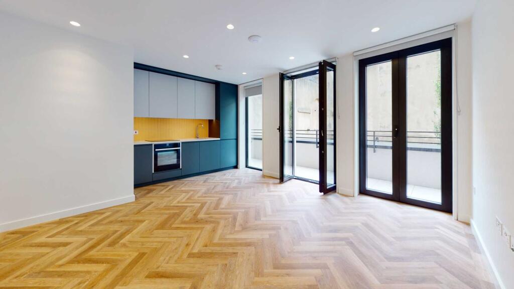 Main image of property: Queens Gardens, London W2