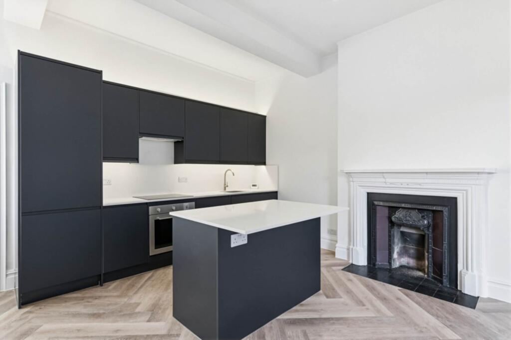 Main image of property: Moscow Road, London W2