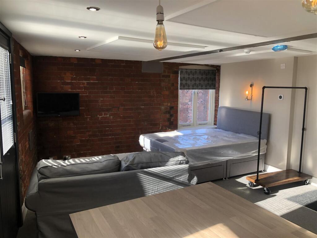 Main image of property: Studio - Ellermans House