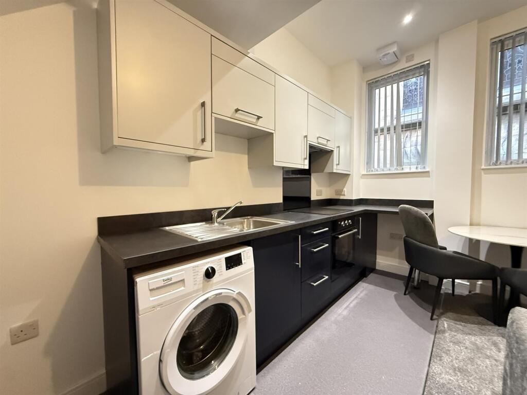 Main image of property: Chapel Lane, Hull