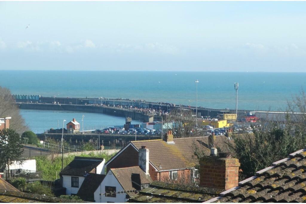 Additional property image - Elmstead Place, Folkestone