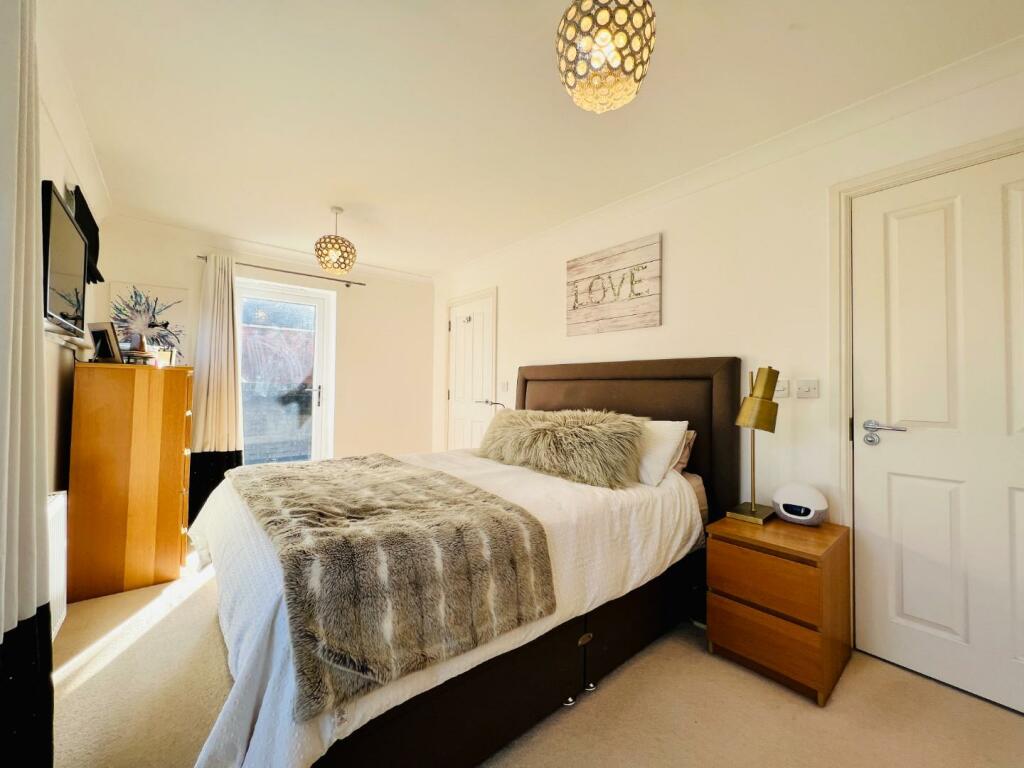 Additional property image - Paxton Avenue, Hawkinge