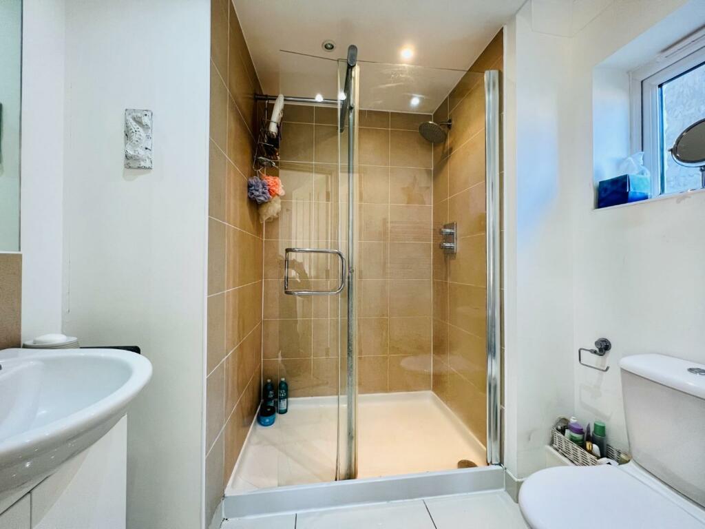 Additional property image - Paxton Avenue, Hawkinge