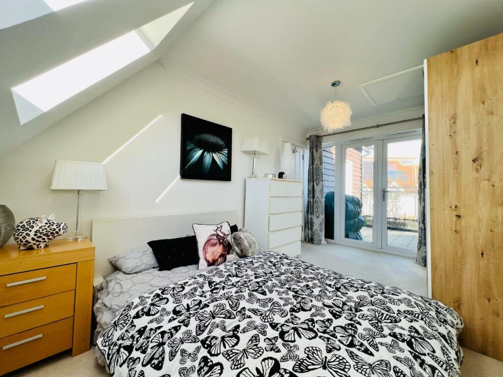 Additional property image - Paxton Avenue, Hawkinge