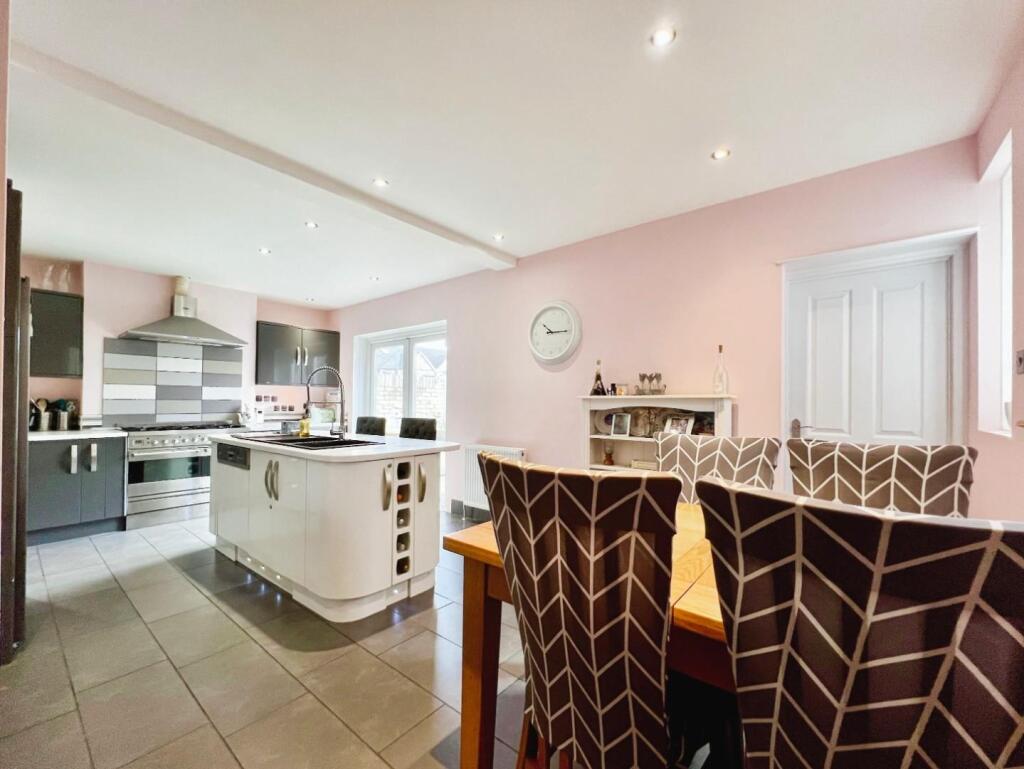 Additional property image - Ashley Avenue, Folkestone