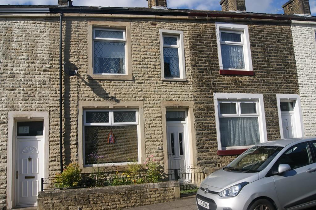 3 bedroom terraced house for sale in Massey Street, Brierfield, BB9