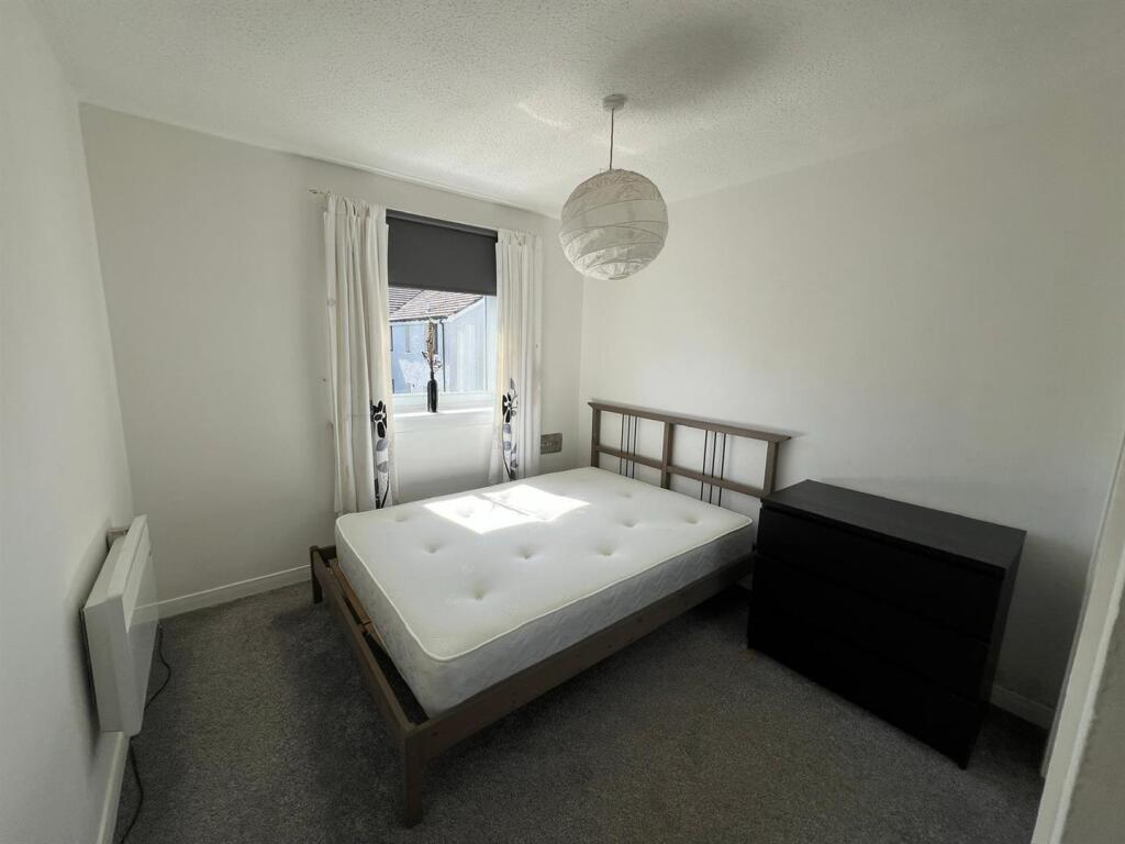Main image of property: 282, London Road Trongate, Glasgow, G40 1PT