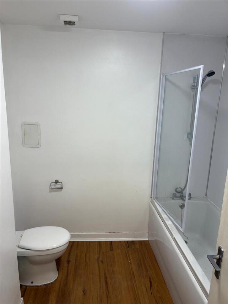 Main image of property: Dixon Avenue, Basement,