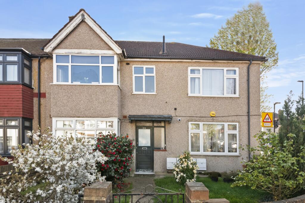 Main image of property: Kings Avenue, Greenford, UB6