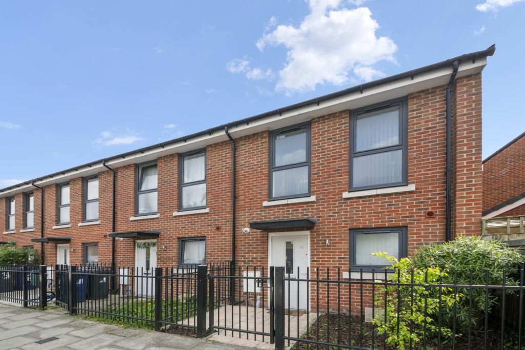 Main image of property: Potters Road, Southall, UB2