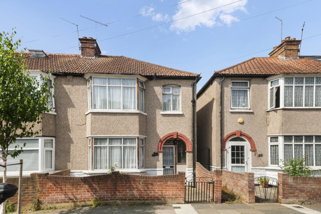 Main image of property: Deans Road, Hanwell, W7