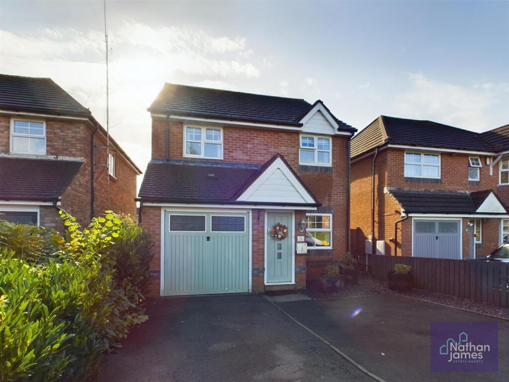 Main image of property: 32, Kensington Park, Magor, Monmouthshire, Np26 3Qg