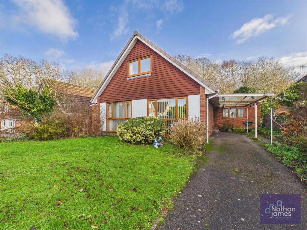 Main image of property: Castle Lea Caldicot
